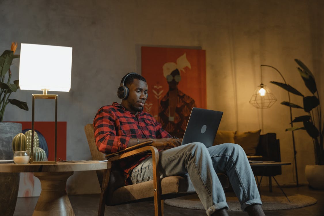 The Evolution of Remote Work: Navigating the Future of Distributed Teams